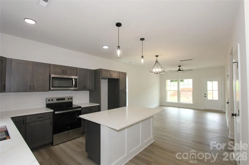 1074 Lyndsey Brook Court Lincolnton, NC 28092