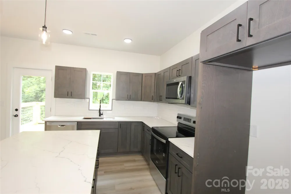 1074 Lyndsey Brook Court Lincolnton, NC 28092