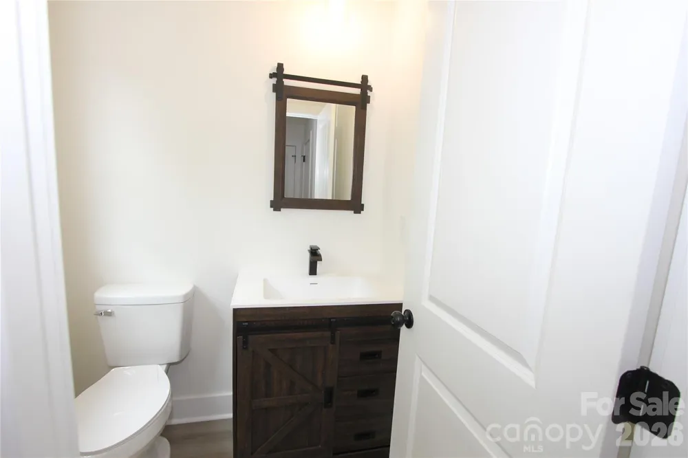 1074 Lyndsey Brook Court Lincolnton, NC 28092
