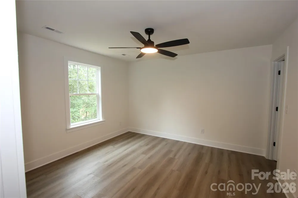 1074 Lyndsey Brook Court Lincolnton, NC 28092