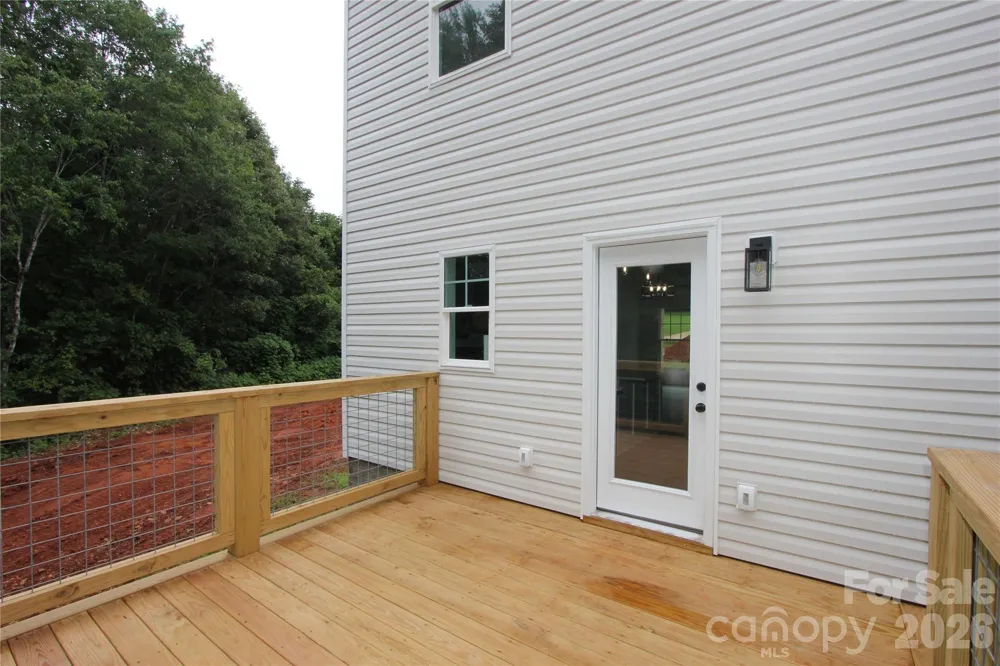 1074 Lyndsey Brook Court Lincolnton, NC 28092