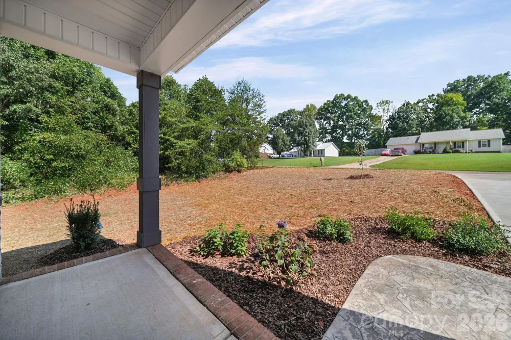1074 Lyndsey Brook Court Lincolnton, NC 28092