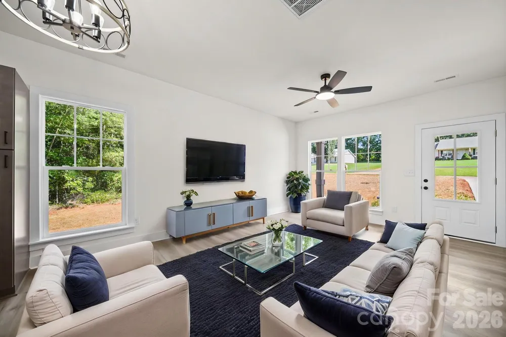 1074 Lyndsey Brook Court Lincolnton, NC 28092