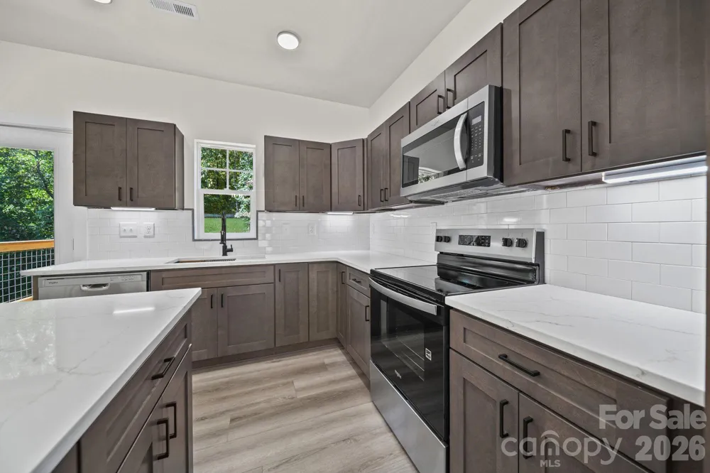 1074 Lyndsey Brook Court Lincolnton, NC 28092