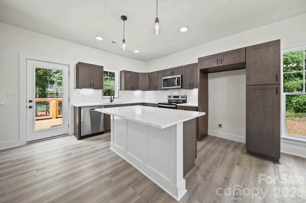 1074 Lyndsey Brook Court Lincolnton, NC 28092