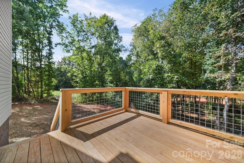 1074 Lyndsey Brook Court Lincolnton, NC 28092