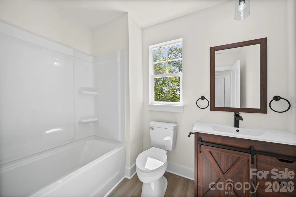 1074 Lyndsey Brook Court Lincolnton, NC 28092