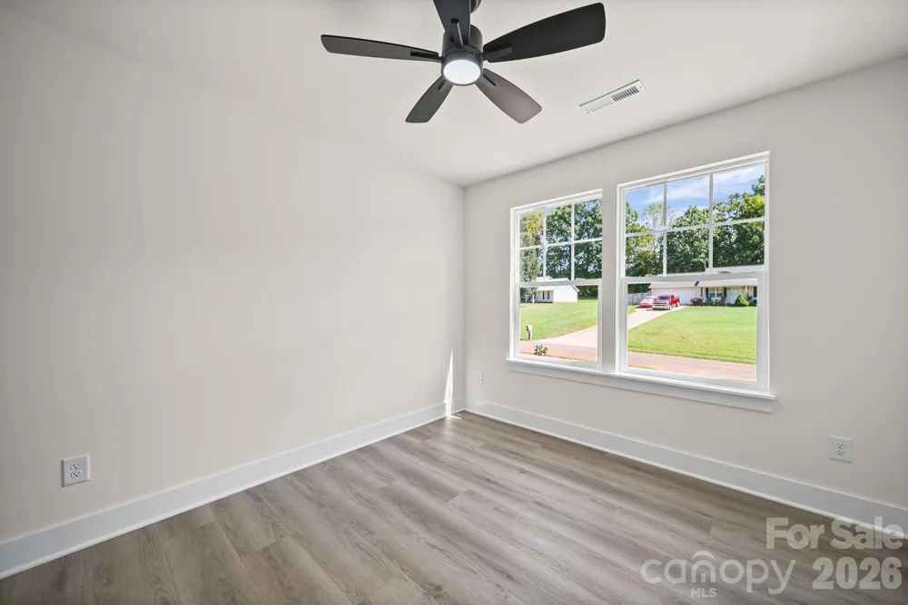 1074 Lyndsey Brook Court Lincolnton, NC 28092