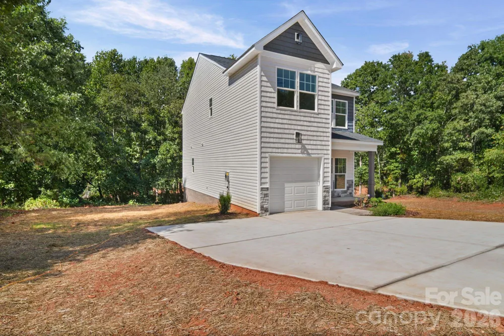 1074 Lyndsey Brook Court Lincolnton, NC 28092