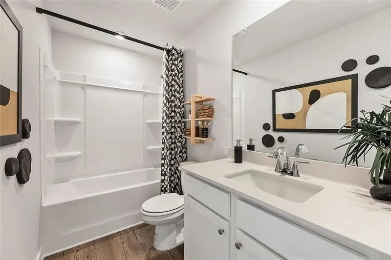 7508 Clover Lane Flowery Branch, GA 30542
