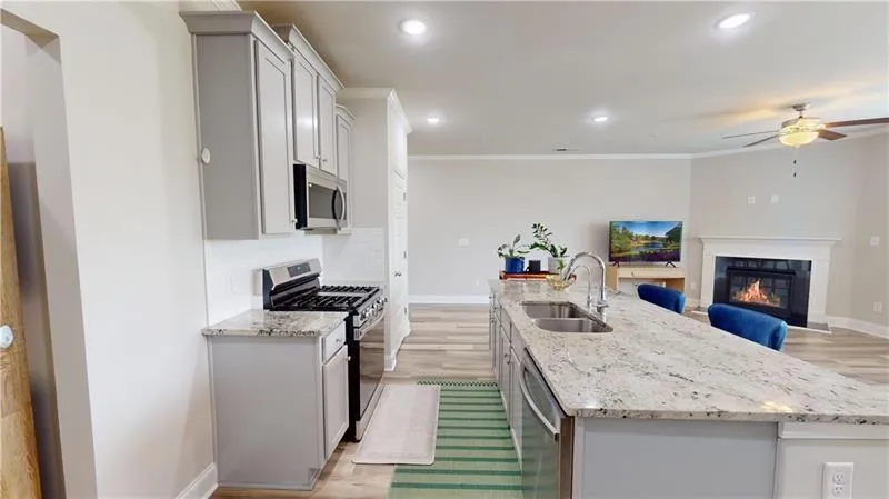 339 Cherryhill Lane #R Woodstock, GA 30188