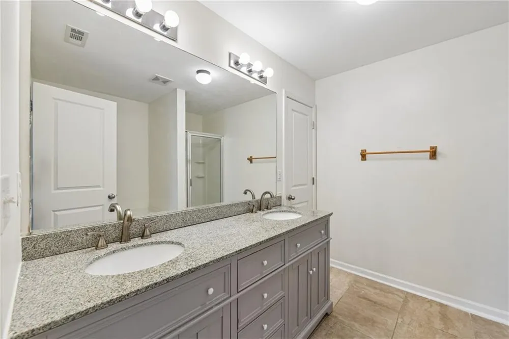 2297 Clapton Court Jonesboro, GA 30236