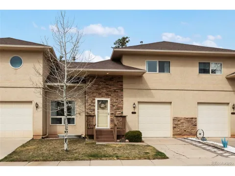 742 Westwood Trce