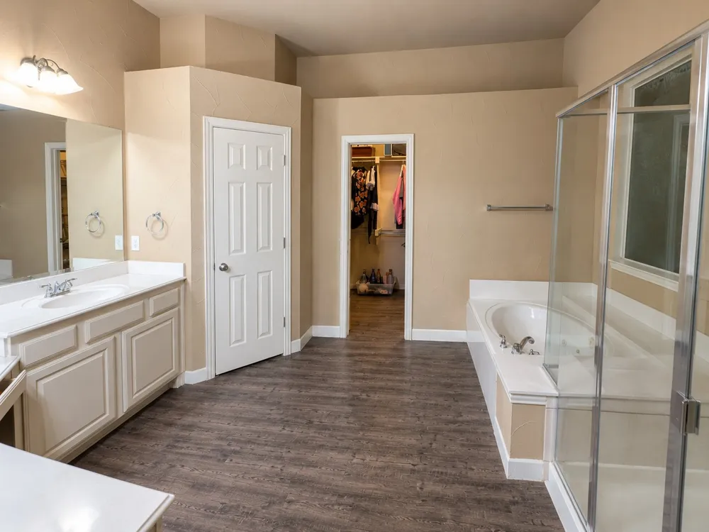 2360 Lake Forest Drive Rockwall, TX 75087
