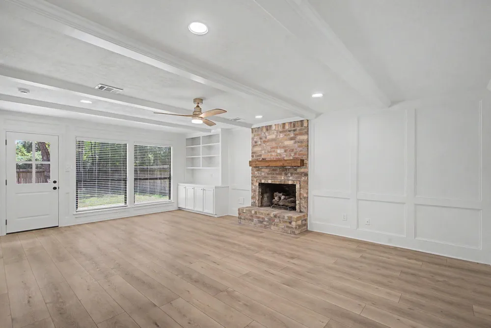 34 Brushwood Court The Woodlands, TX 77380