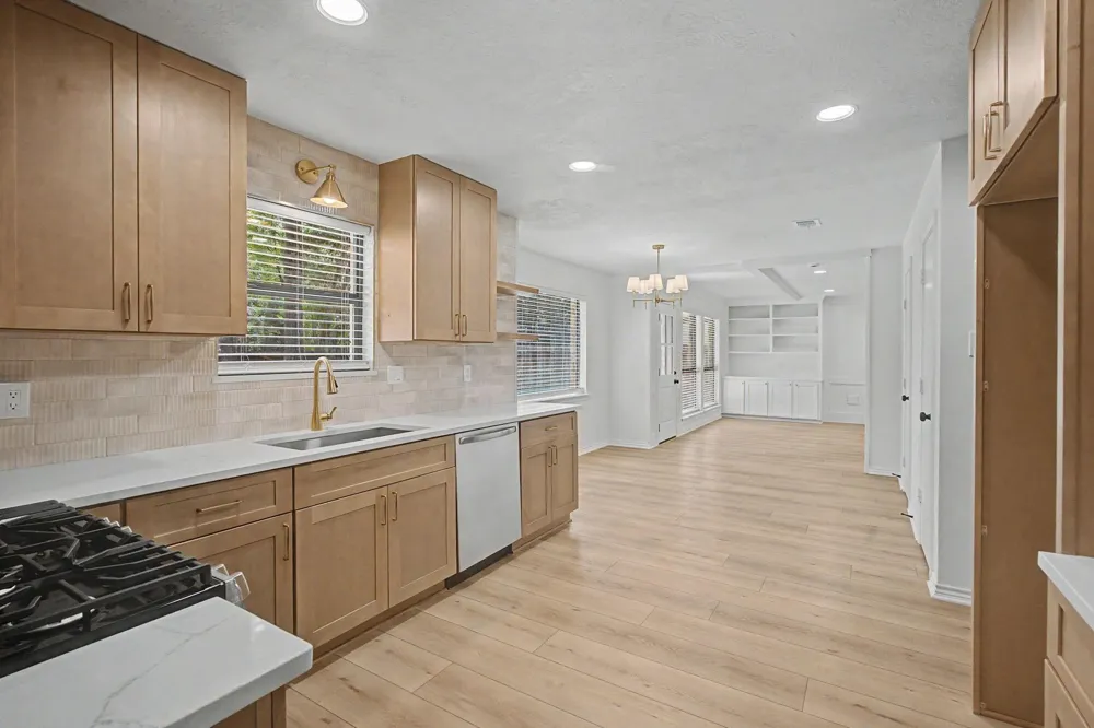 34 Brushwood Court The Woodlands, TX 77380