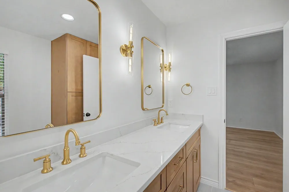 34 Brushwood Court The Woodlands, TX 77380