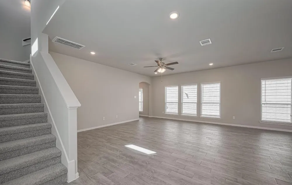 750 Marion Place Drive Dayton, TX 77535