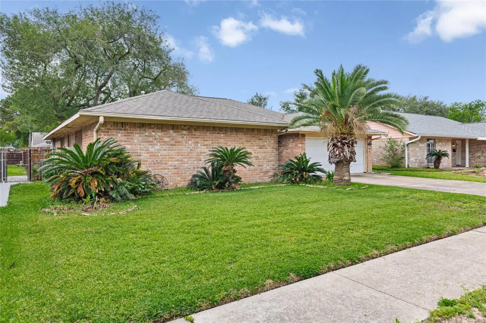 1818 New Orleans Street Deer Park, TX 77536