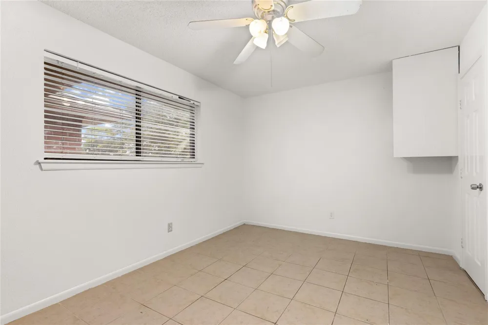 1818 New Orleans Street Deer Park, TX 77536