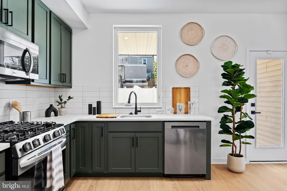 2114 E RUSH STREET Philadelphia, PA 19134
