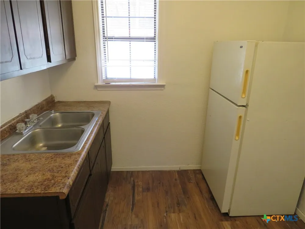 1305 S 5th Street Temple, TX 76504