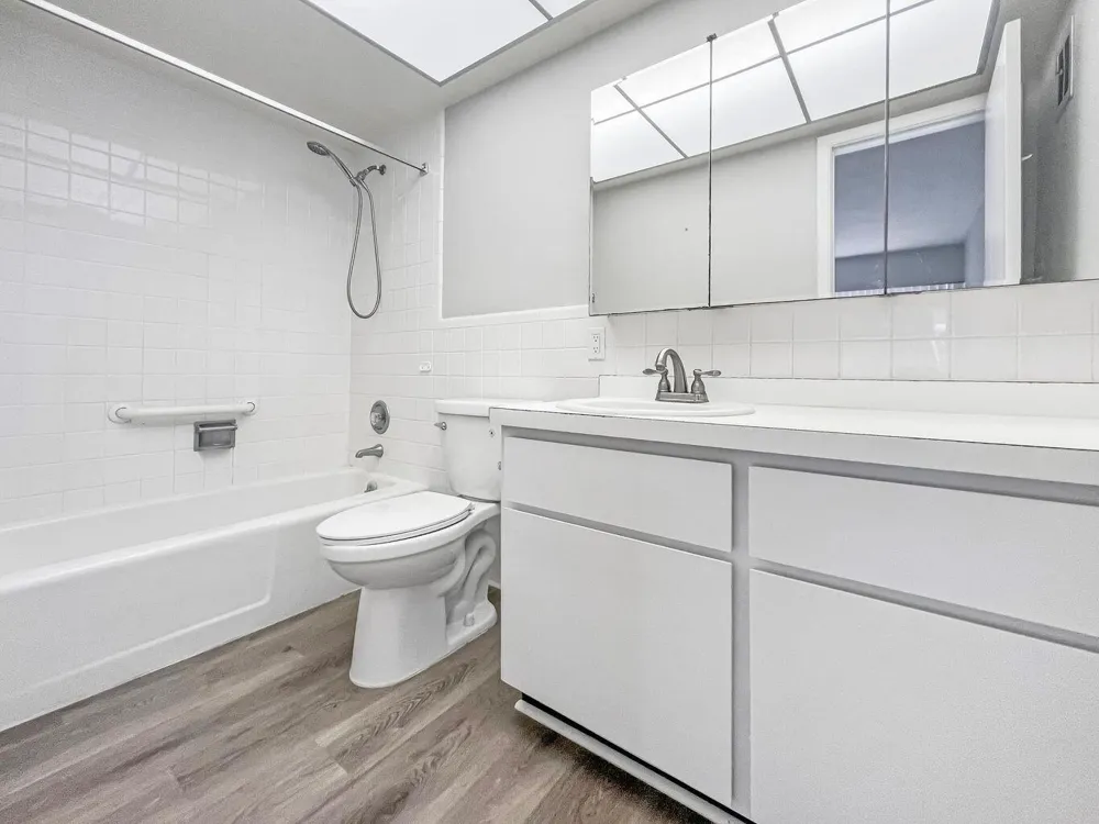 331 TEQUESTA DRIVE #216 Tequesta, FL 33469