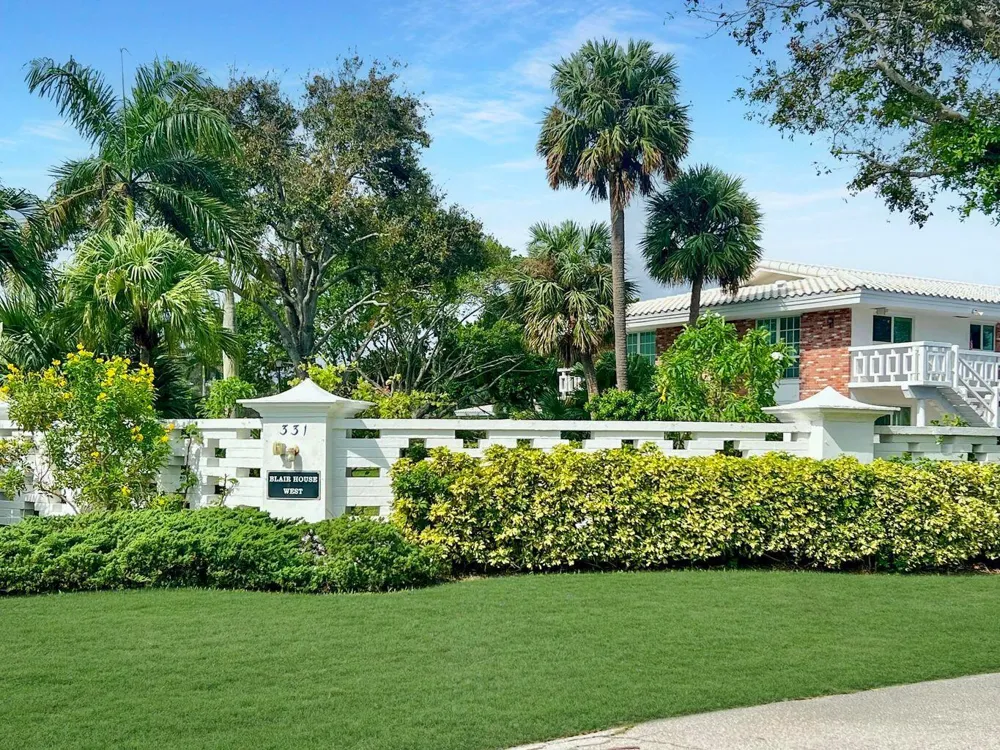 331 TEQUESTA DRIVE #216 Tequesta, FL 33469