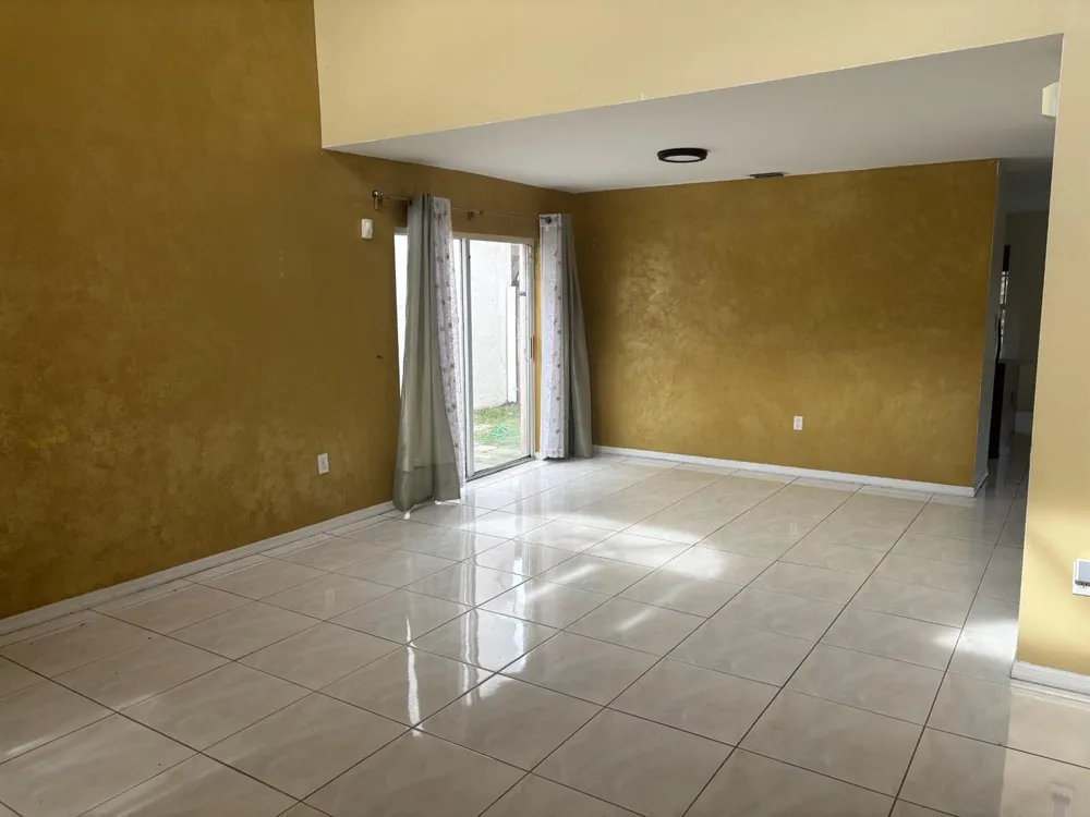 56 GABLES BOULEVARD Weston, FL 33326