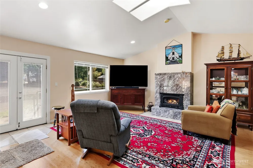 6385 NW Airpark Court Silverdale, WA 98383