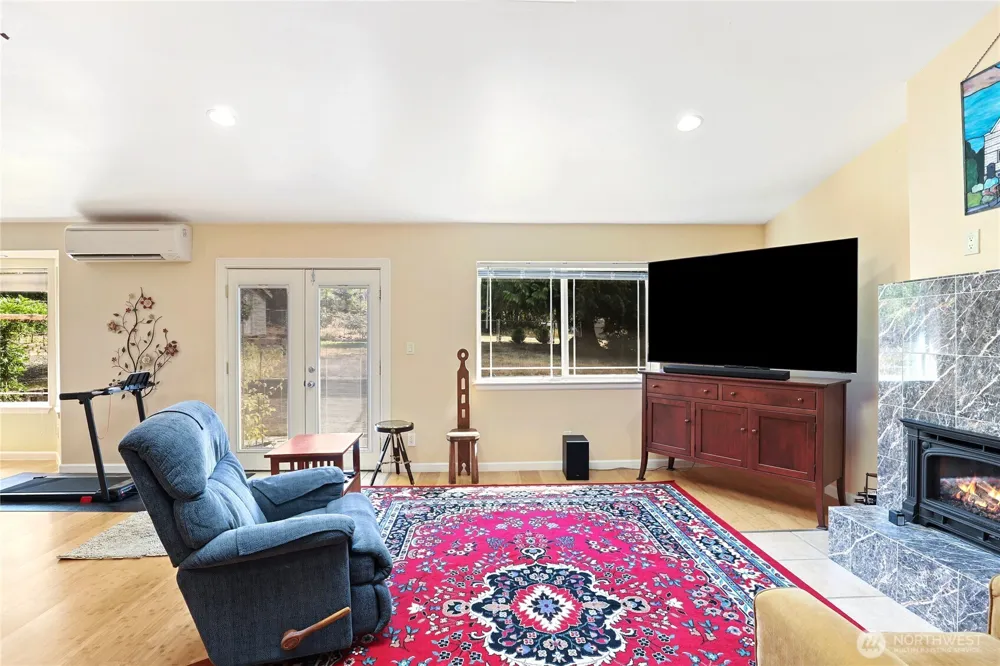 6385 NW Airpark Court Silverdale, WA 98383