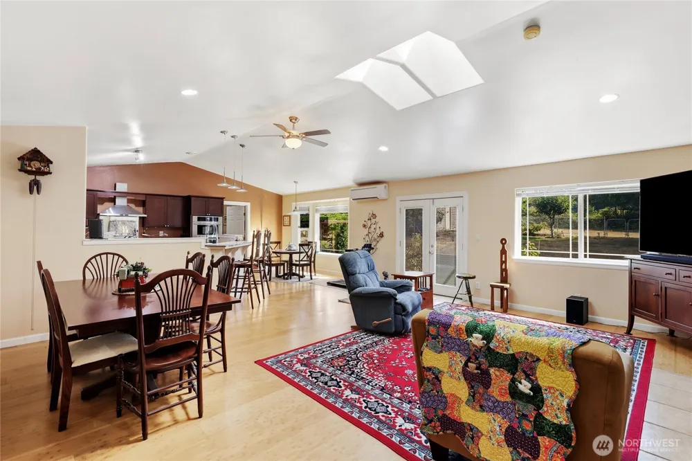 6385 NW Airpark Court Silverdale, WA 98383