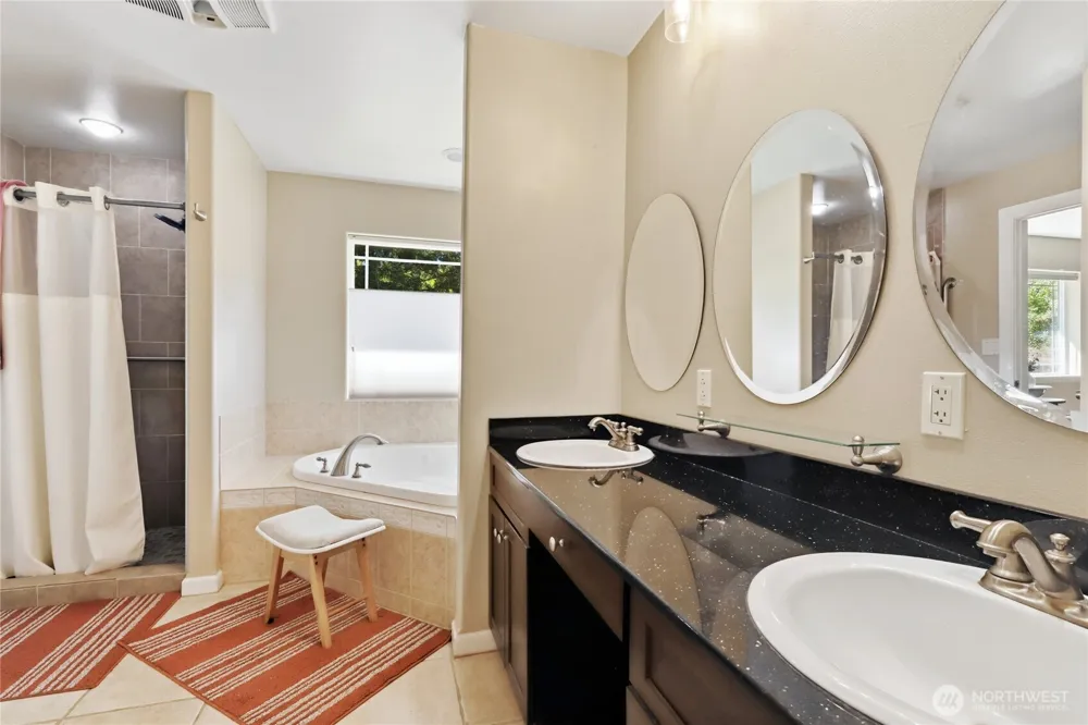 6385 NW Airpark Court Silverdale, WA 98383