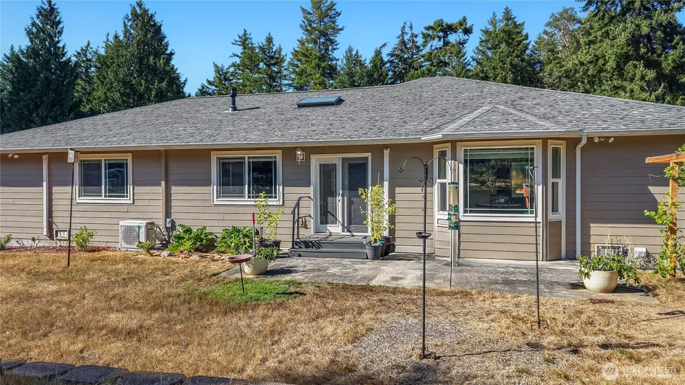 6385 NW Airpark Court Silverdale, WA 98383