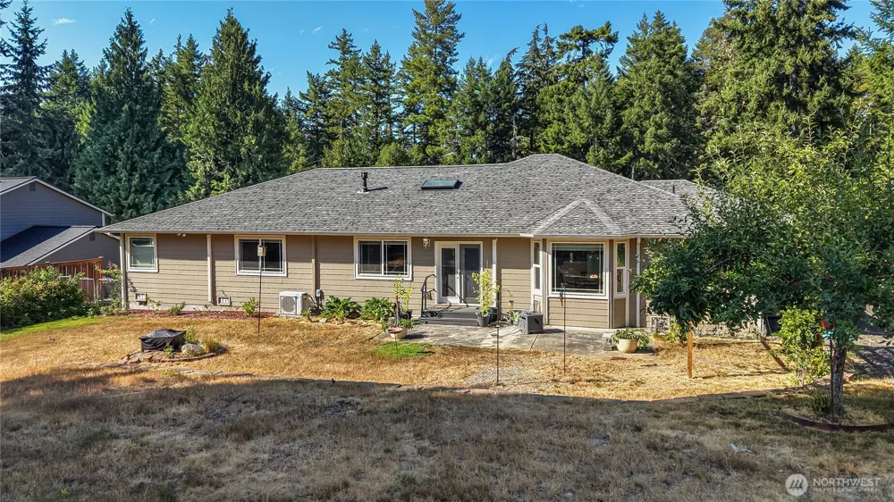 6385 NW Airpark Court Silverdale, WA 98383