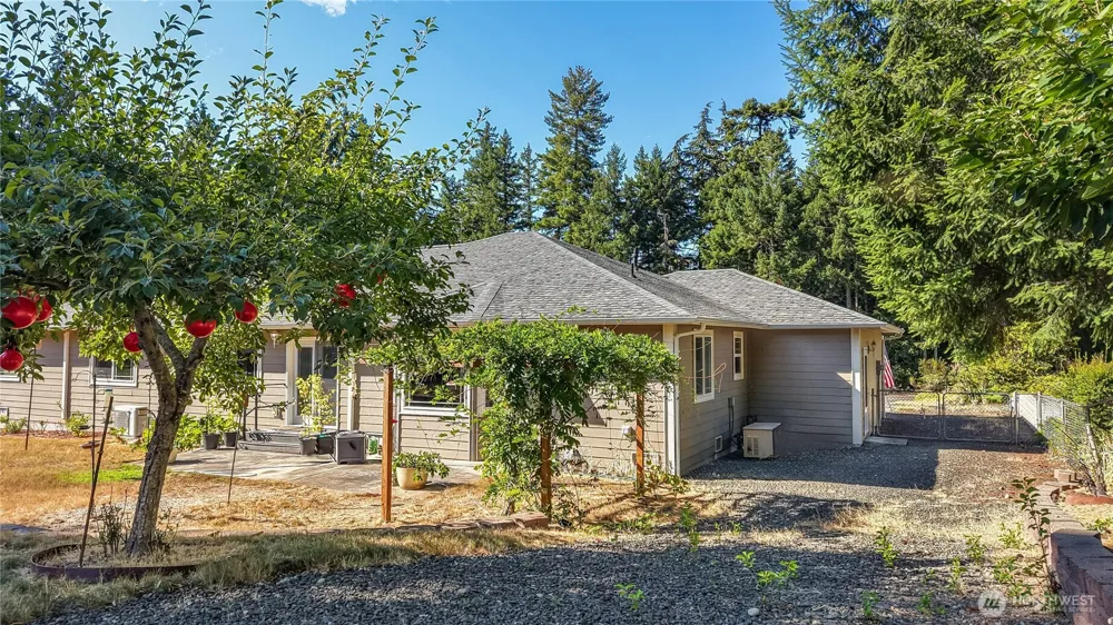 6385 NW Airpark Court Silverdale, WA 98383