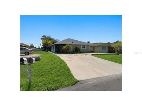 1685 SHADOW LANE