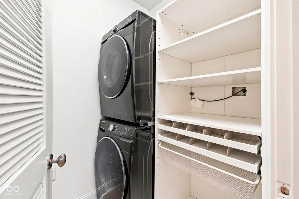 450 E Ohio Street #114 Indianapolis, IN 46204