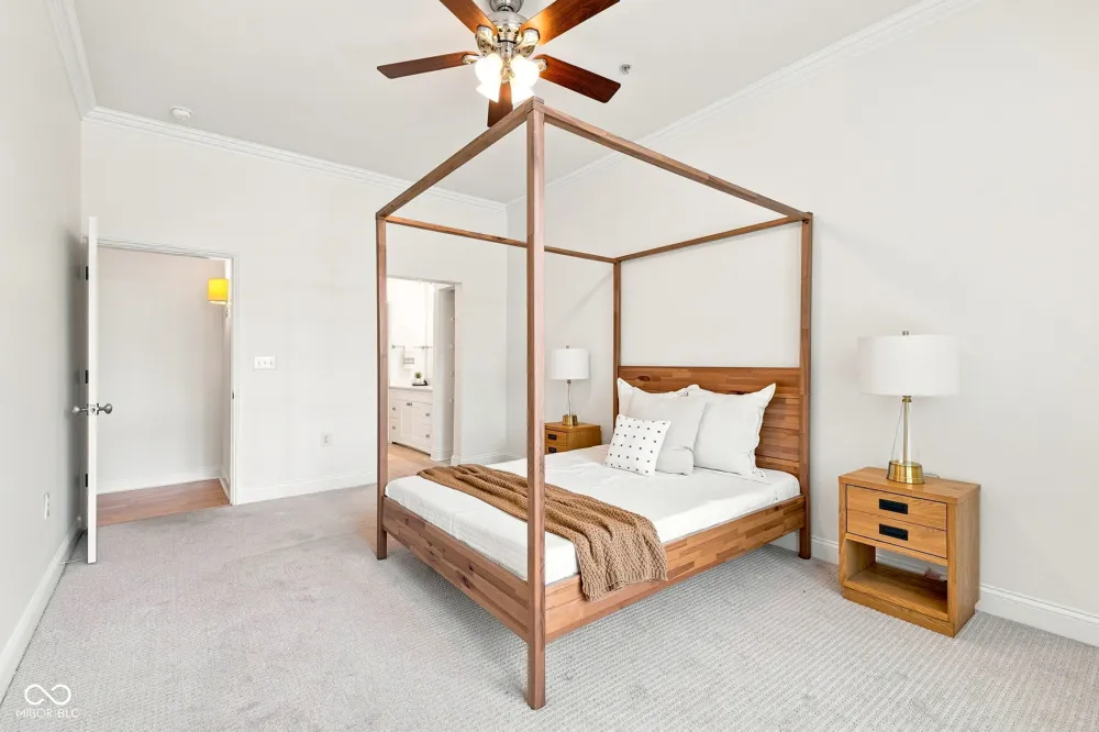 450 E Ohio Street #114 Indianapolis, IN 46204