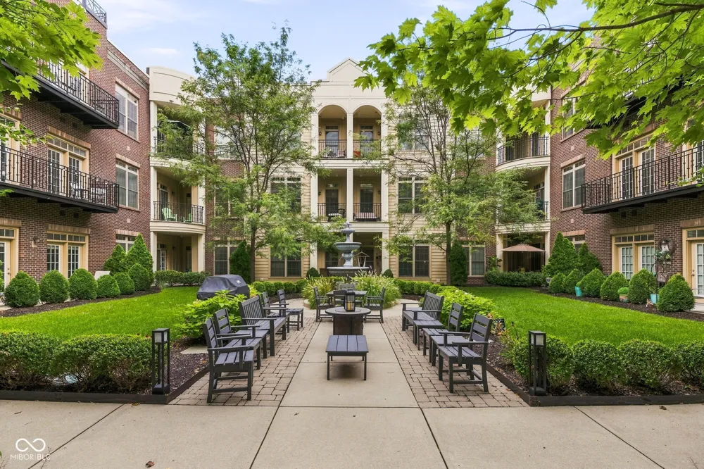 450 E Ohio Street #114 Indianapolis, IN 46204