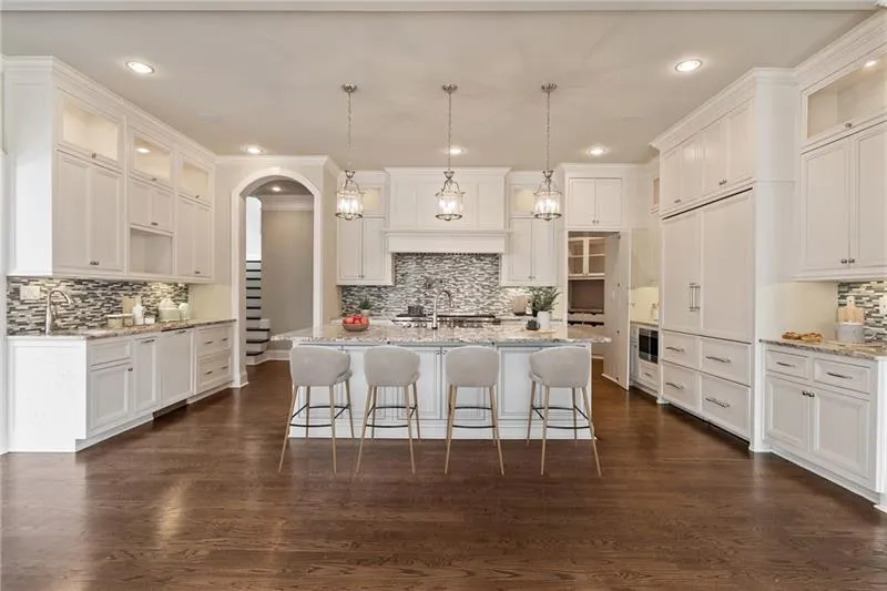 14560 Wood Road #B Milton, GA 30004