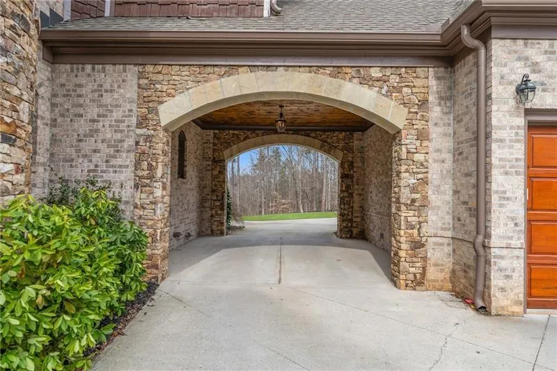 14560 Wood Road #B Milton, GA 30004