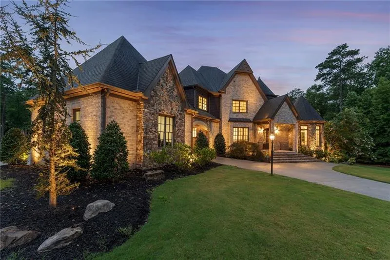 14560 Wood Road #B Milton, GA 30004