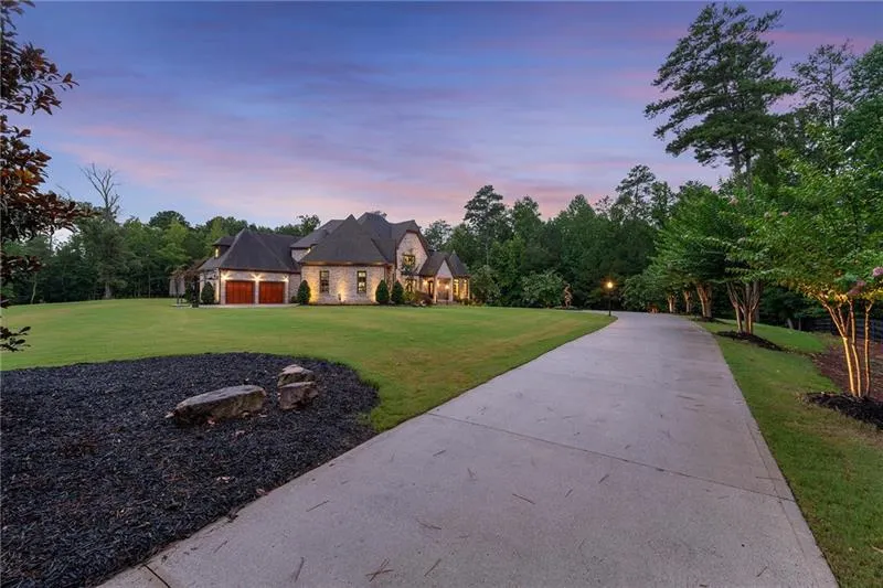 14560 Wood Road #B Milton, GA 30004