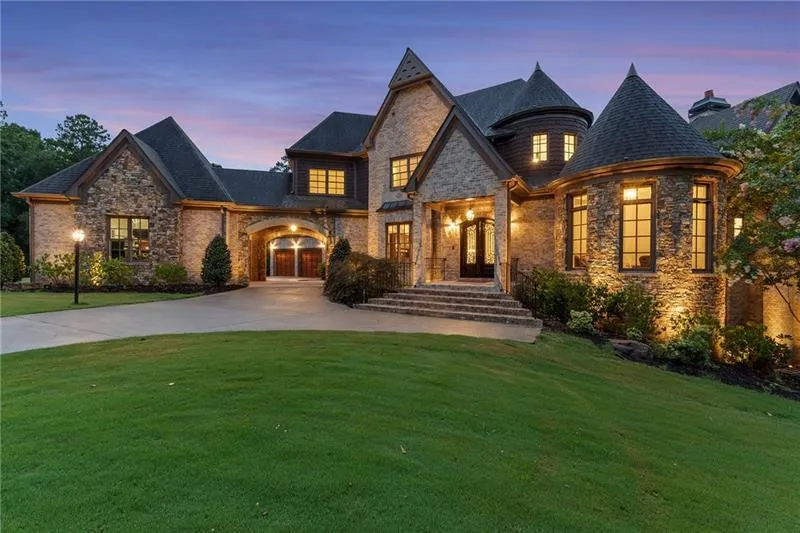 14560 Wood Road #B Milton, GA 30004