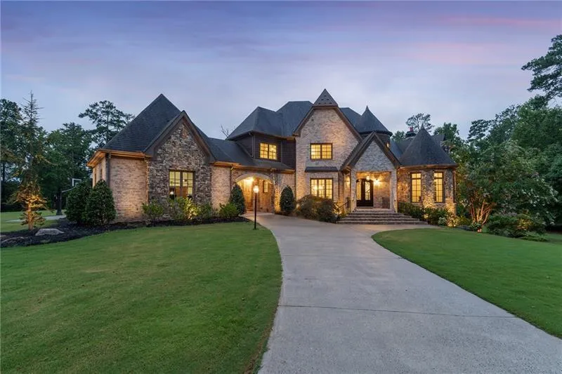 14560 Wood Road #B Milton, GA 30004