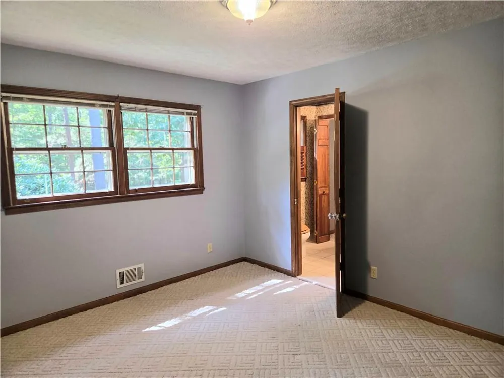 65 Cook Lane Stockbridge, GA 30281