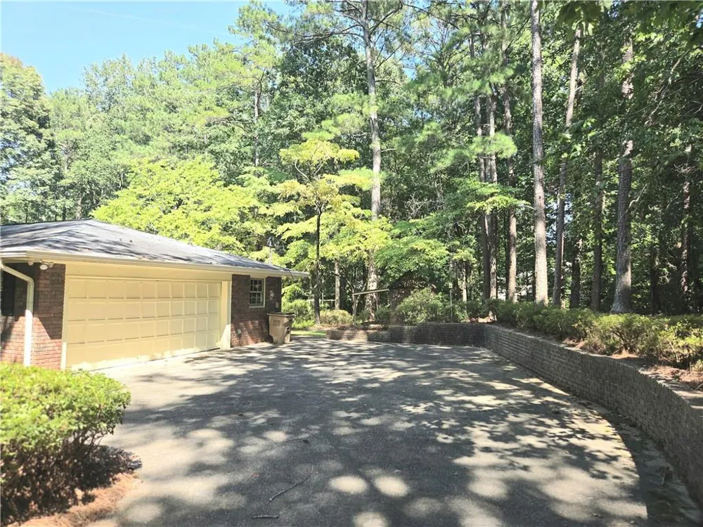 65 Cook Lane Stockbridge, GA 30281