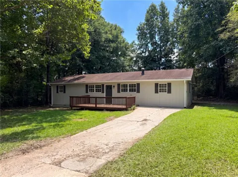 3704 Meadowview Drive