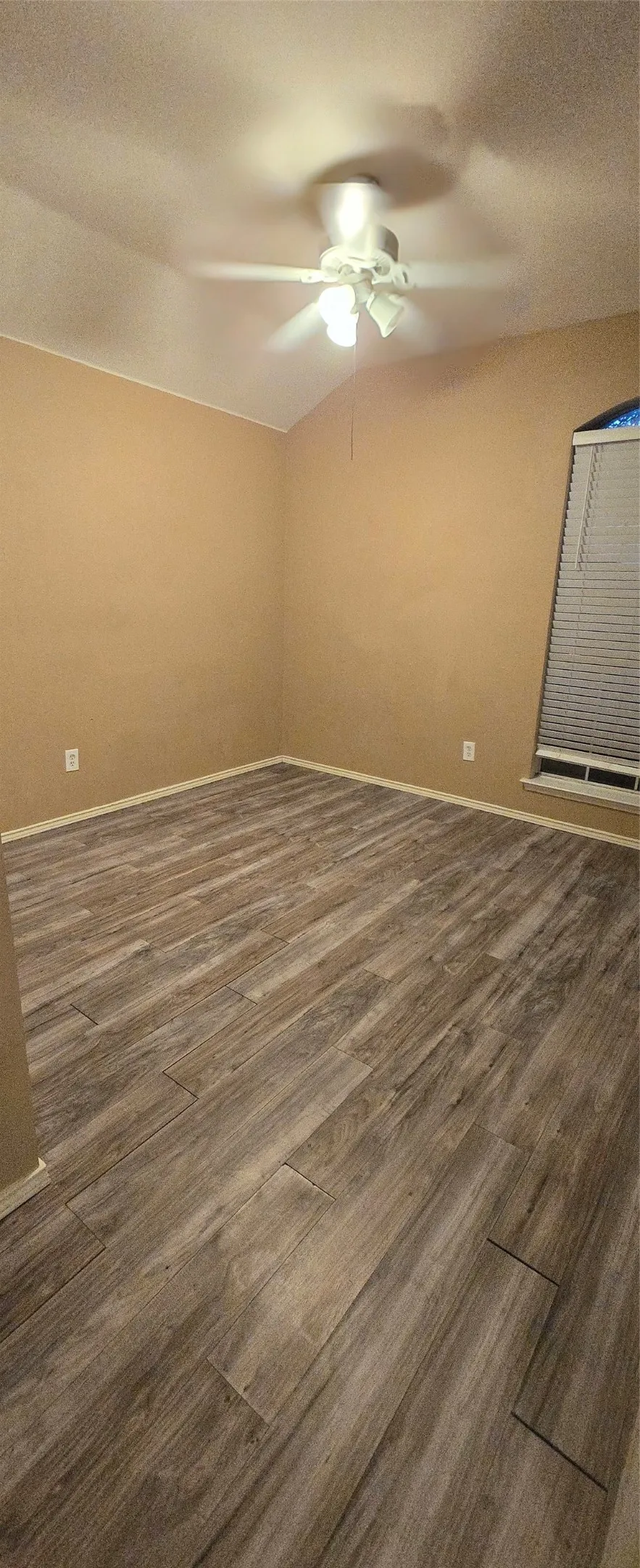 1912 Chapman Drive Lancaster, TX 75134